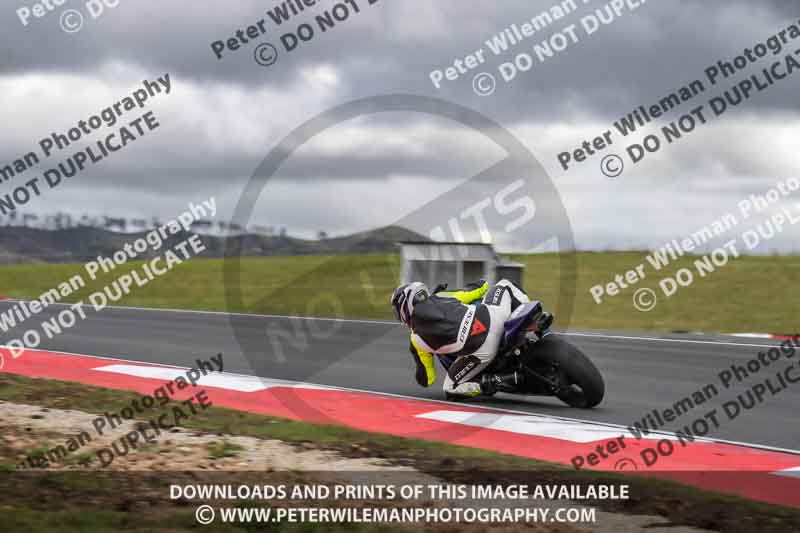 cadwell no limits trackday;cadwell park;cadwell park photographs;cadwell trackday photographs;enduro digital images;event digital images;eventdigitalimages;navarra;no limits trackdays;peter wileman photography;racing digital images;trackday digital images;trackday photos